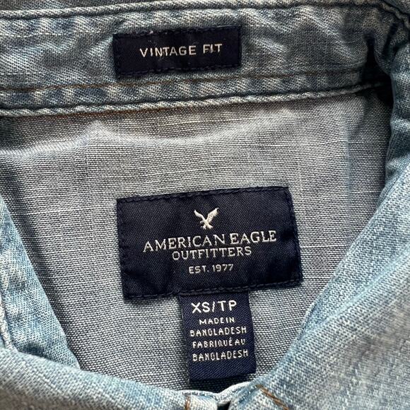 American Eagle AE Women’s size XS Denim pearl Snap Western Shirt Vintage Fit - Picture 3 of 7